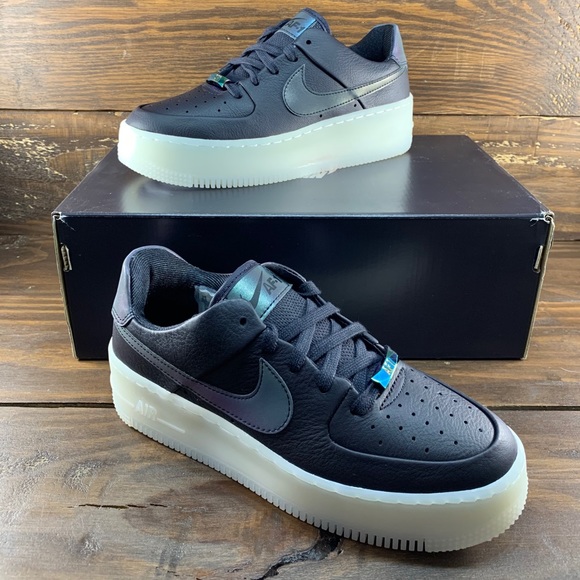 NIKE AF1 SAGE LOW LX WOMENS SHOES - Picture 11 of 11